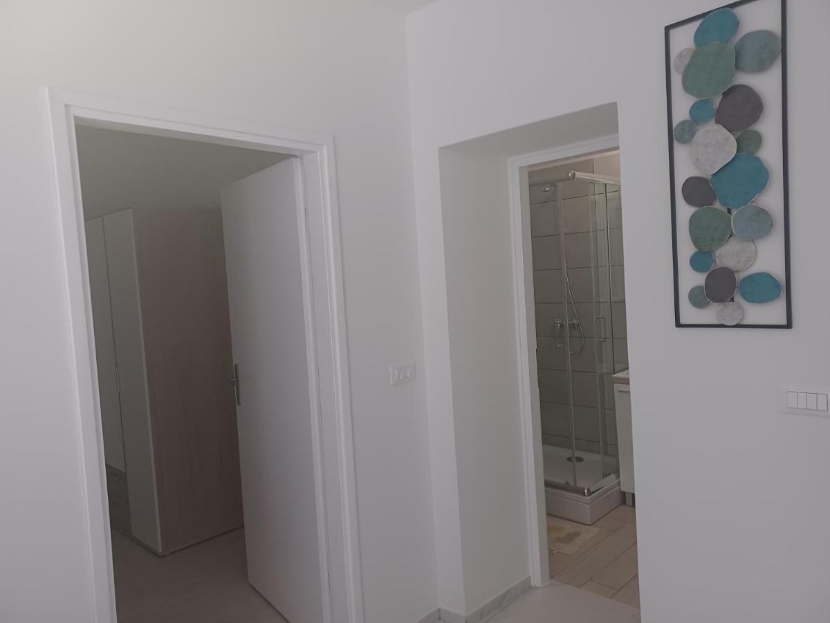 Apartman Val 1 Новиград Экстерьер фото